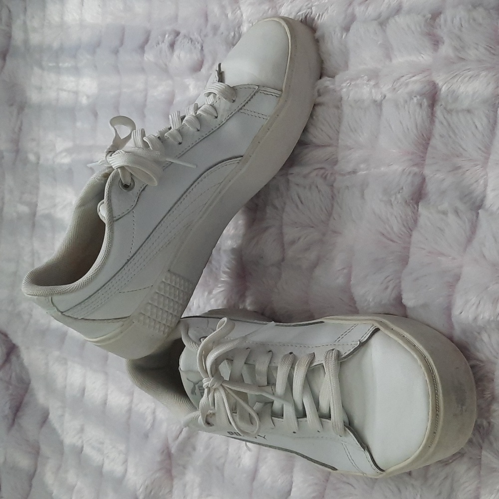 Puma White Womens Smash Platform V2 Lace Up Sneakers Size 8.5